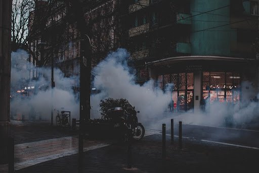 Situações de risco constante contribuem para a depressão. (Fonte: Florian Olivo/Unsplash/Reprodução)